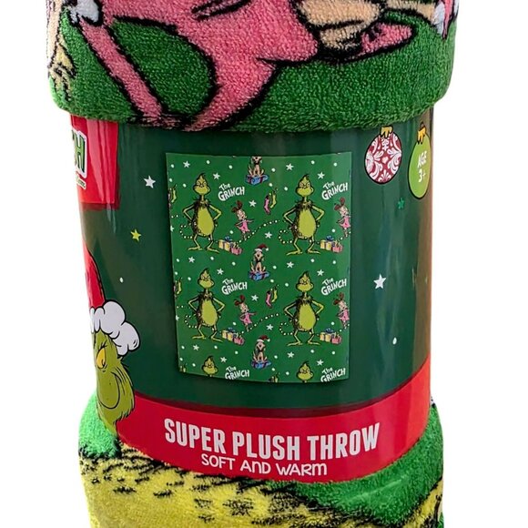 New Grinch Max Plush Throw Blanket Kids Christmas Holiday Gift 46x60 Lightweight - Picture 4 of 9
